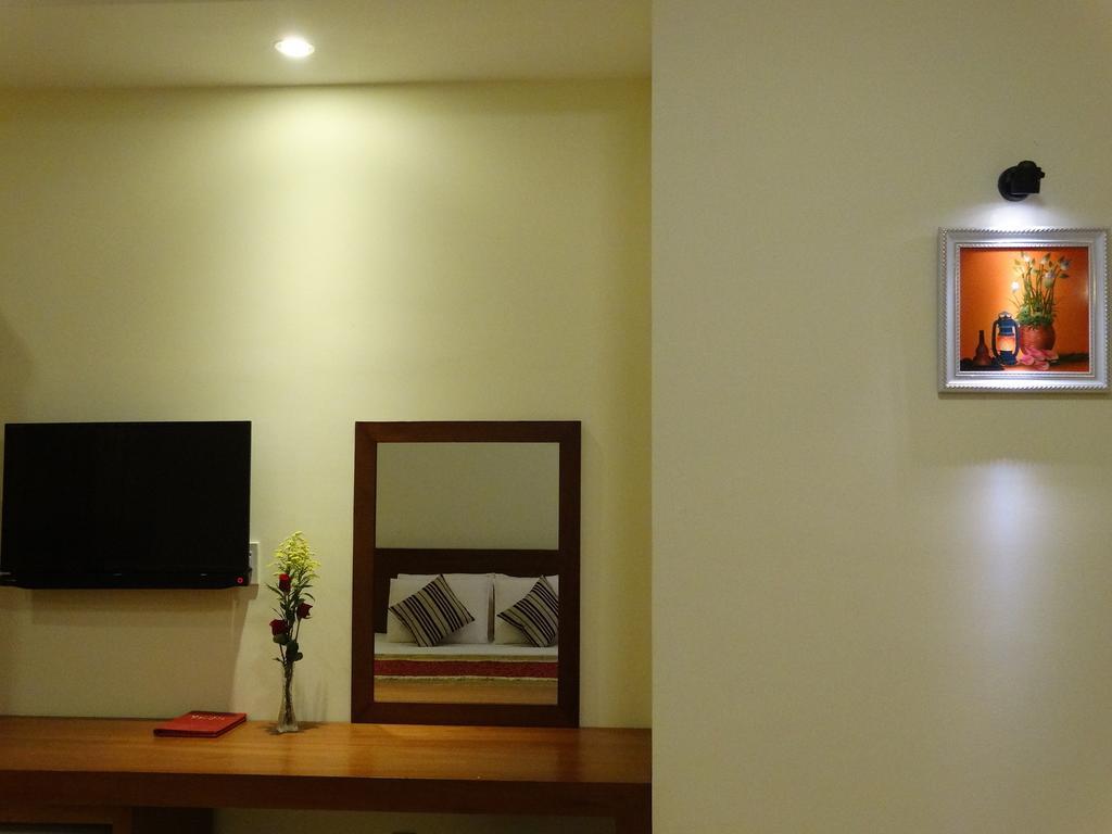 Hoa Vinh Hotel Ho-Chi-Minh-Stadt Zimmer foto